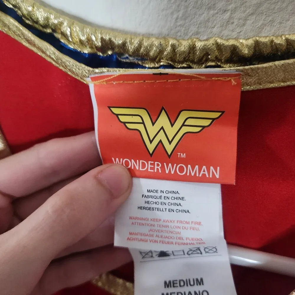 Wonder Woman Girls Size Medium Halloween Costume Dress & Cape - Picture 4 of 7